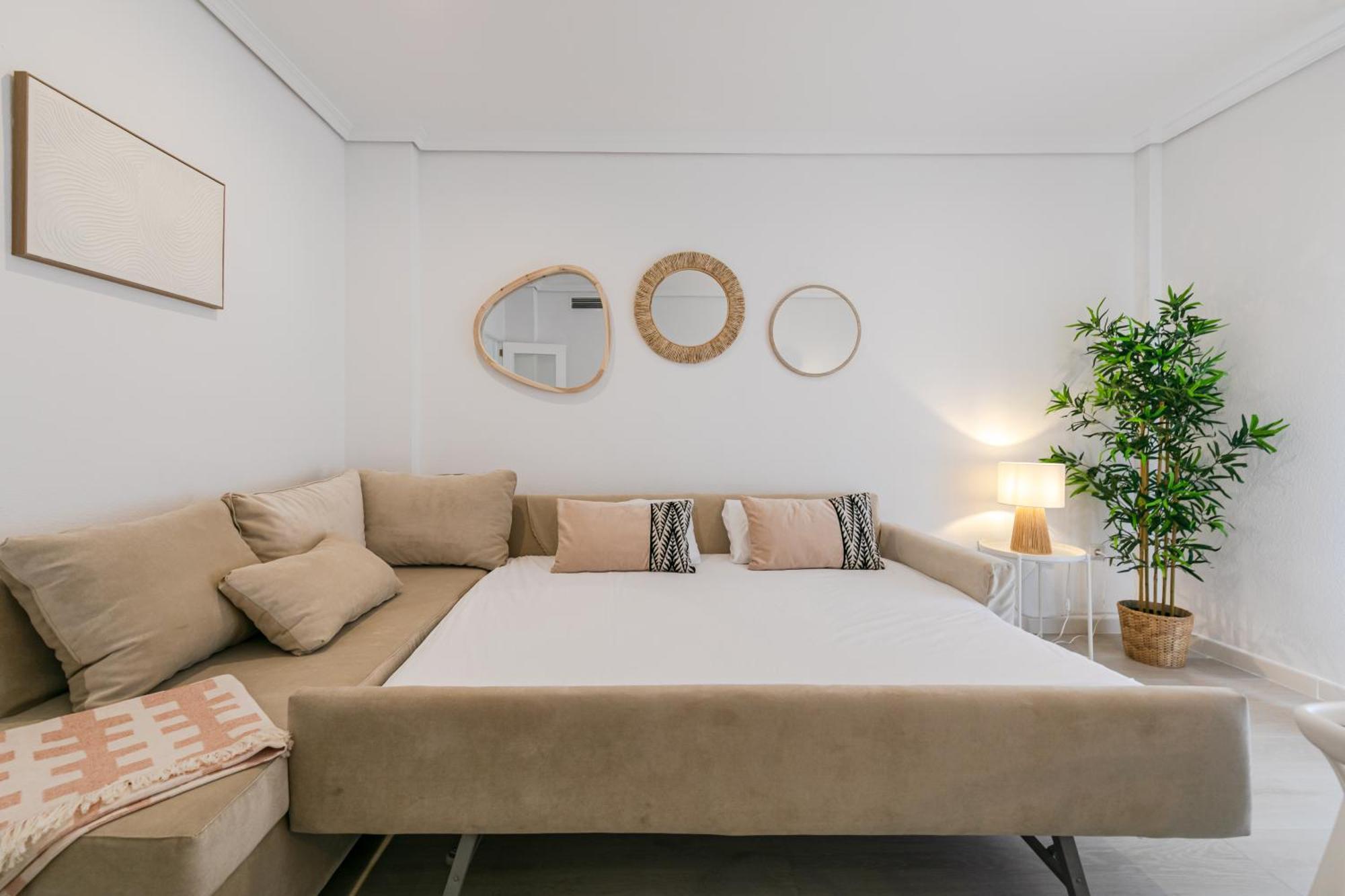 Isg Apartments Becquer Free Parking Inside The Building Sevilla Exterior foto